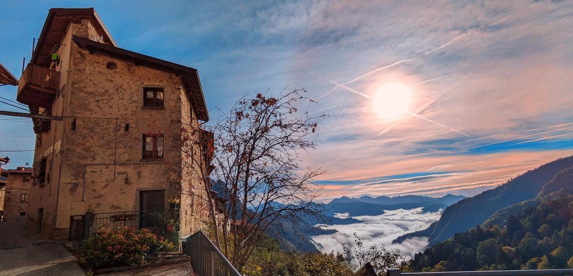 B&B Piccolo Tibet Lavenone ภายนอก รูปภาพ
